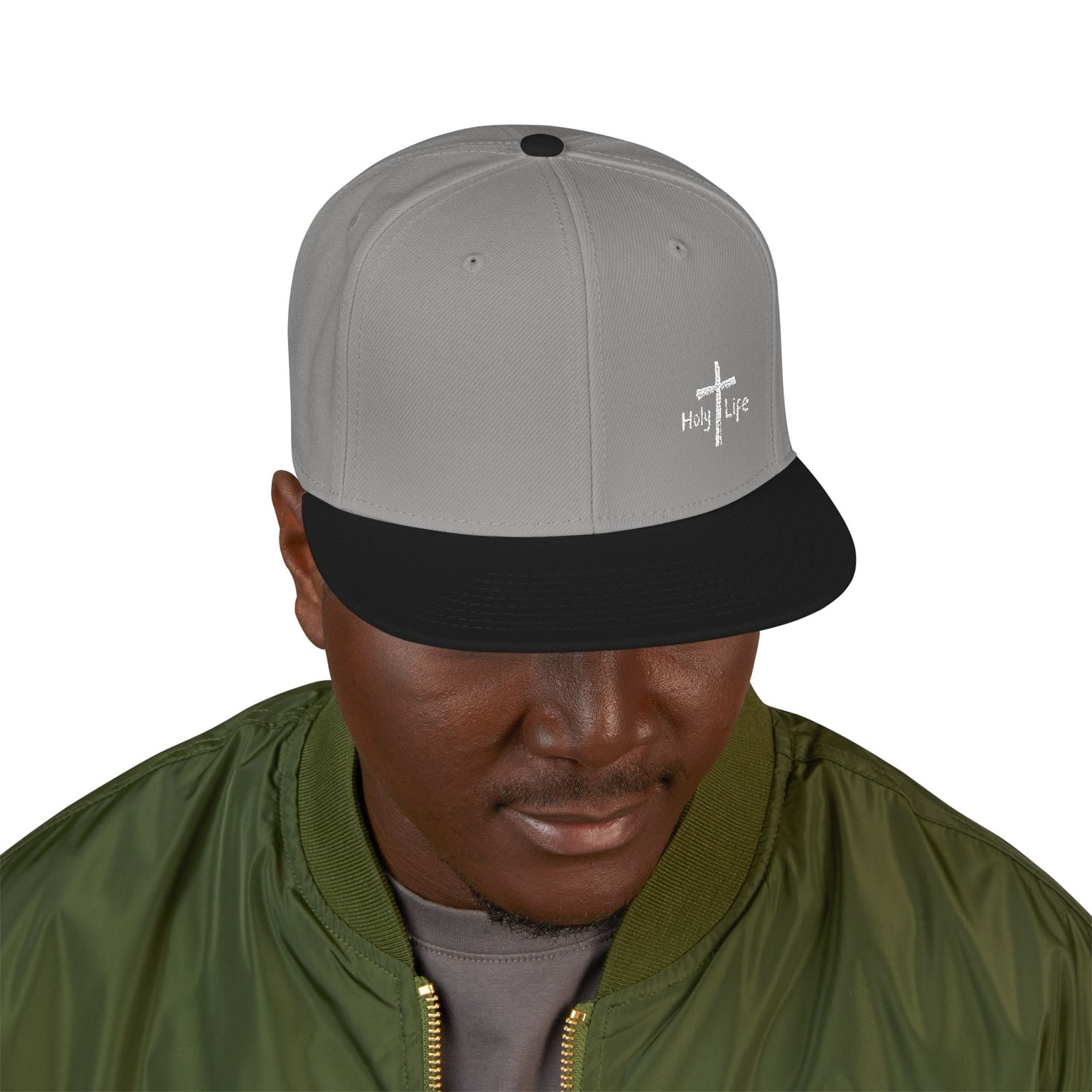 Embroidered Snapback Cap (Embroidered)